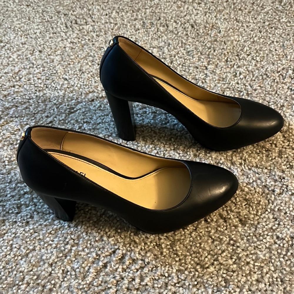 Michael Kors Black Heel Block Heel Pump